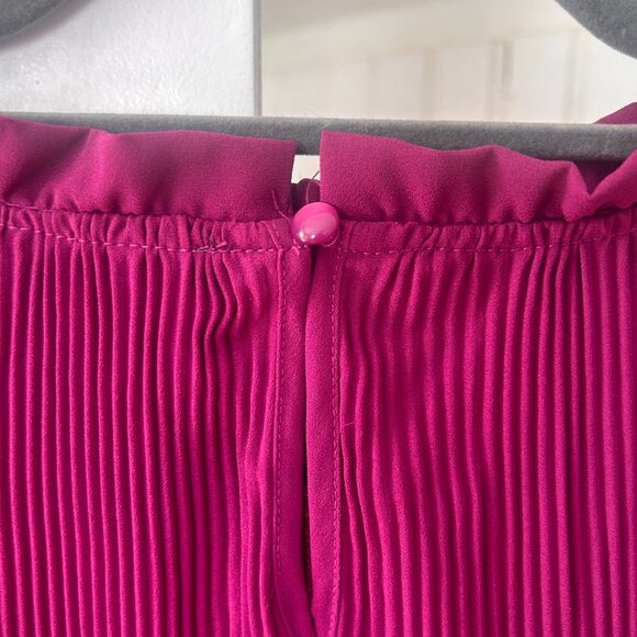 Adrianna Papell Magenta Pleated Blouse Long Sleeve Ruffle Collar Women's M - Picture 4 of 12